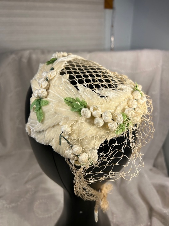 Vintage floral flower headpiece halo piece Lily of the Valley main image 5